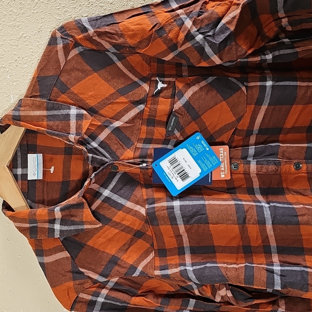 Columbia Long Horns Casual Buttpn-Down Shirt. - Picture 2 of 6